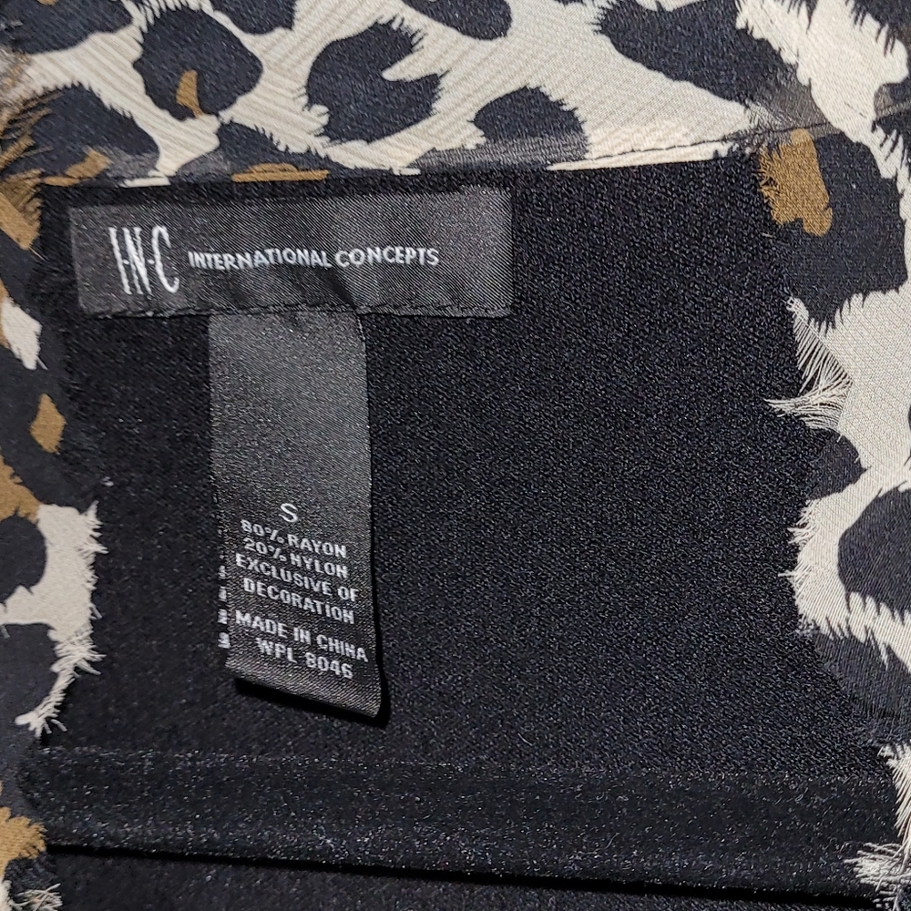 INC SWEATER - Picture 4 of 4